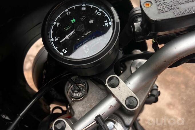 Yamaha XJ