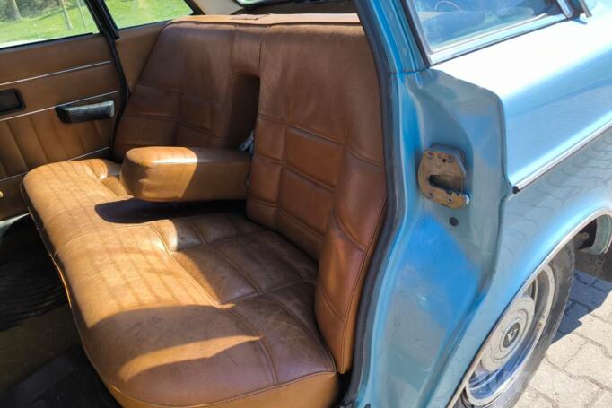 Volvo 260 Series 1 generation