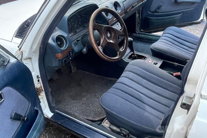 Mercedes-Benz W123 1 generation