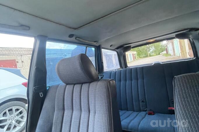 Mercedes-Benz W123 1 generation