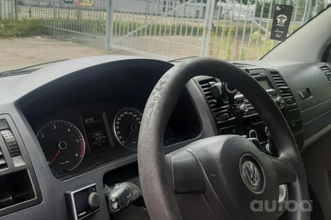 Volkswagen Transporter T5 [restyling] Crew Bus minivan 4-doors