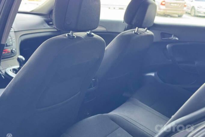 Opel Insignia A Sports Tourer wagon 5-doors