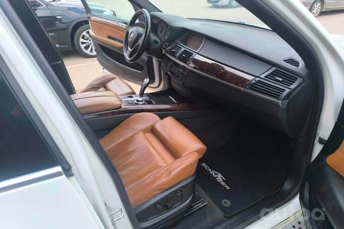 BMW X5 E70 Crossover