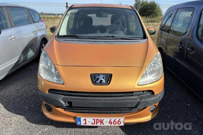 Peugeot 1007 1 generation Minivan