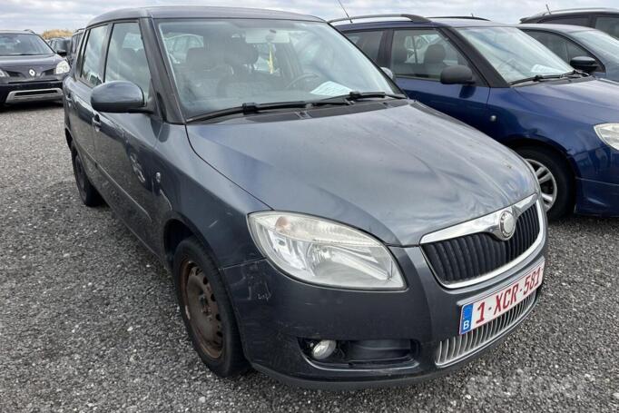 Skoda Fabia 5J Hatchback