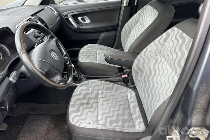 Skoda Fabia 5J Hatchback