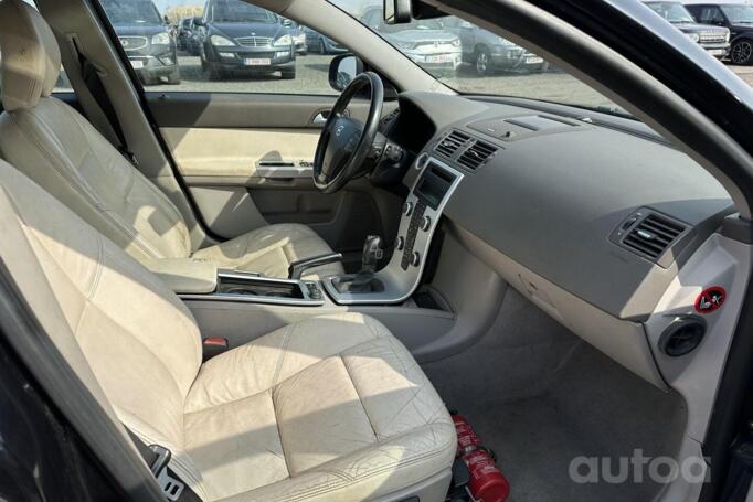 Volvo V50 1 generation [restyling]