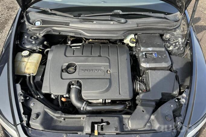 Volvo V50 1 generation [restyling]