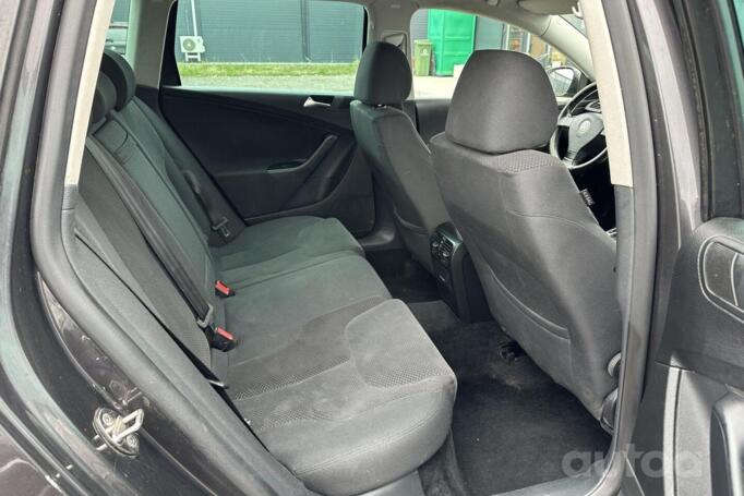Volkswagen Passat B6 wagon 5-doors