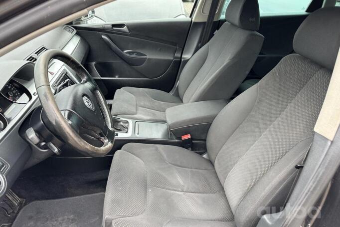 Volkswagen Passat B6 wagon 5-doors
