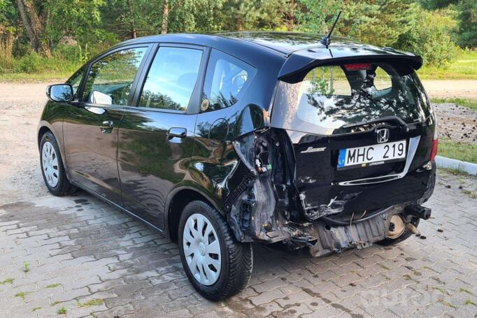 Honda Jazz 2 generation Hatchback