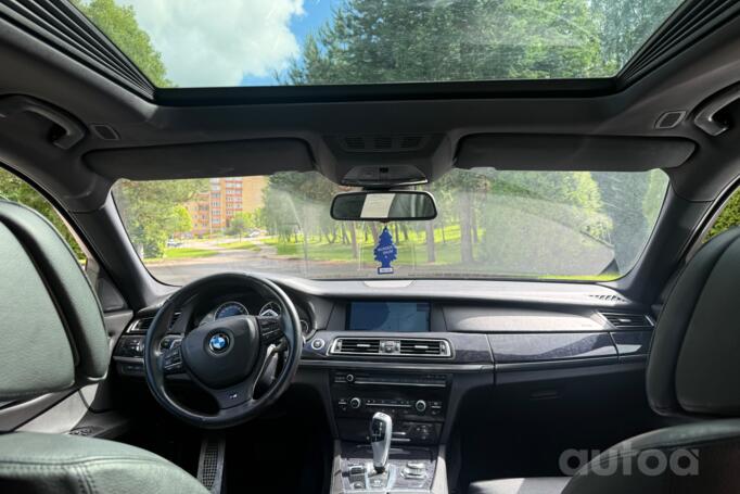 BMW 7 Series F01/F02 Sedan
