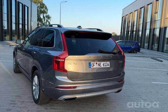 Volvo XC90 2019