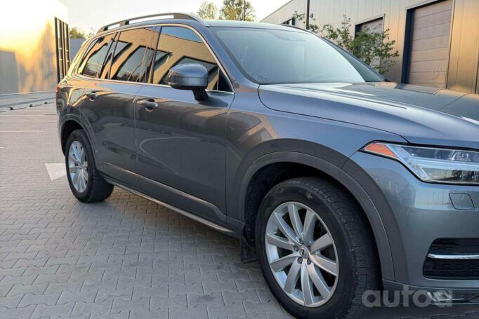 Volvo XC90 2019