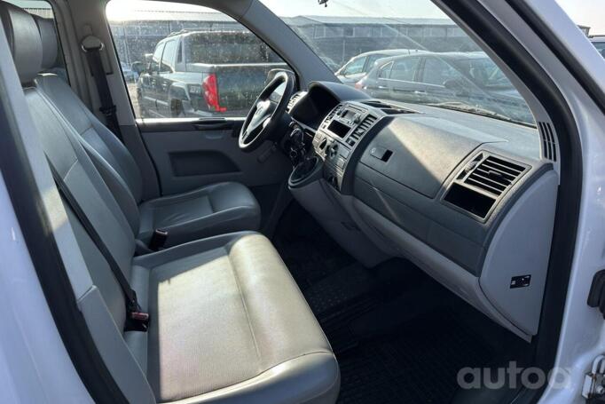 Volkswagen Transporter T5 [restyling] Crew Bus minivan 4-doors