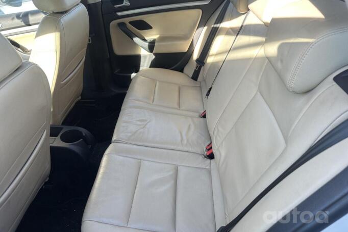 Volkswagen Golf 6 generation wagon 5-doors