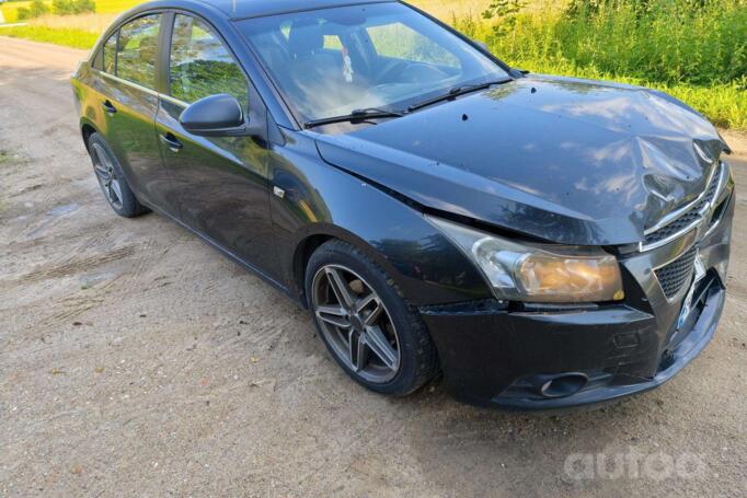 Chevrolet Cruze J300 Sedan