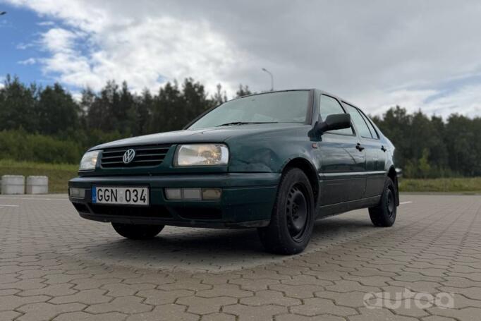 Volkswagen Vento 1 generation Sedan