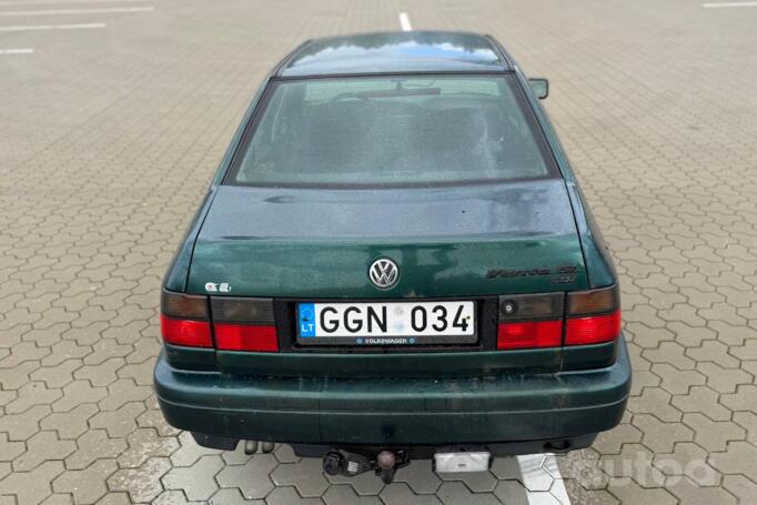 Volkswagen Vento 1 generation Sedan