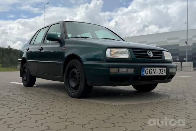 Volkswagen Vento 1 generation Sedan