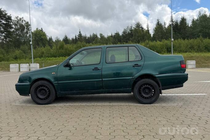 Volkswagen Vento 1 generation Sedan