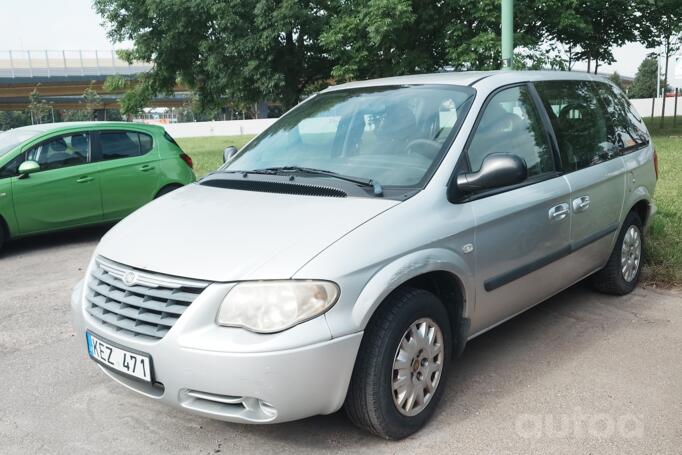 Chrysler Voyager 4 generation [restyling] Minivan