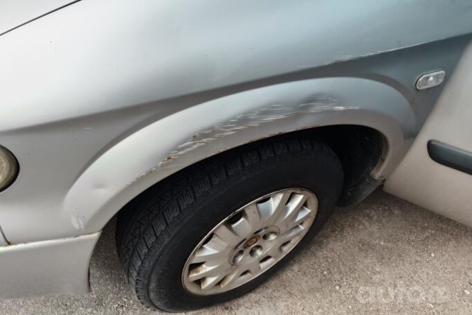 Chrysler Voyager 4 generation [restyling] Minivan
