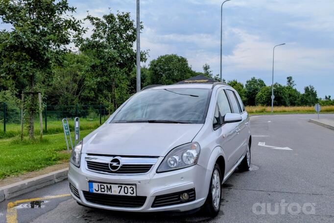 Opel Zafira B Minivan 5-doors