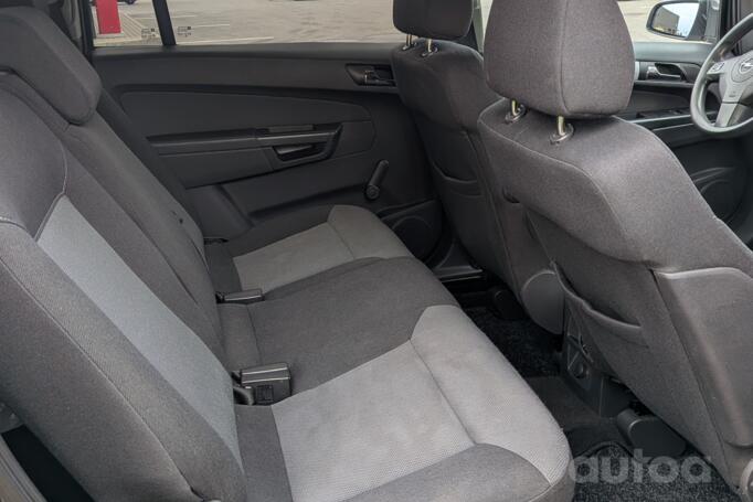 Opel Zafira B Minivan 5-doors