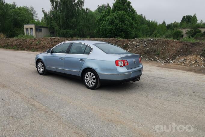 Volkswagen Passat B6 Sedan 4-doors