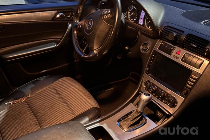 Mercedes-Benz C-Class W203/S203/CL203 [restyling] Sedan 4-doors