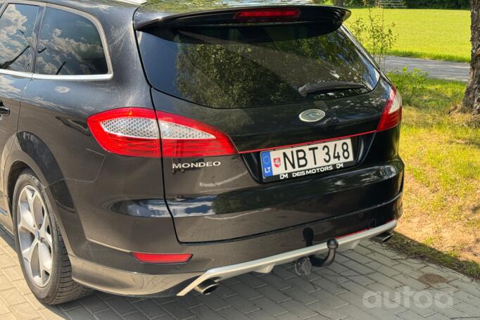 Ford Mondeo 4 generation wagon