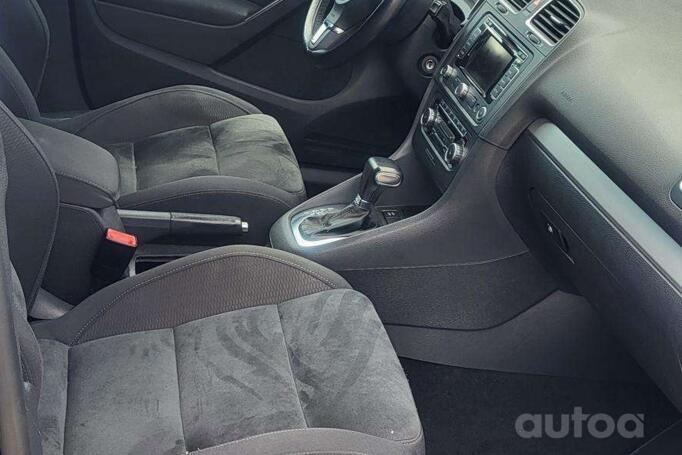 Volkswagen Golf 6 generation Hatchback 5-doors