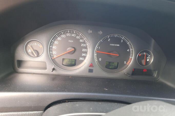 Volvo V70 2003