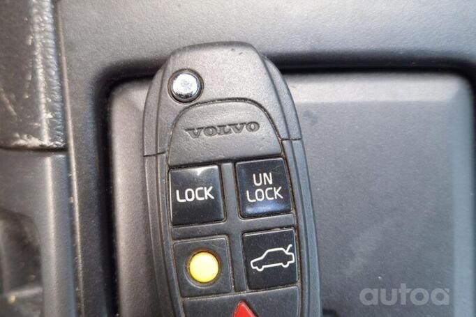 Volvo V70 2003