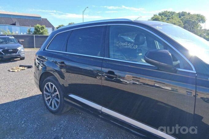 Audi Q7 4M Crossover