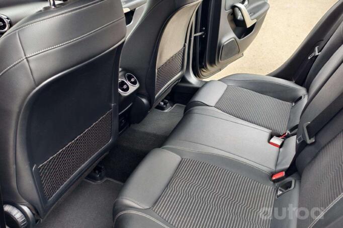 Mercedes-Benz A180 W117/V177 (2018-2021) Hatchback 5-doors