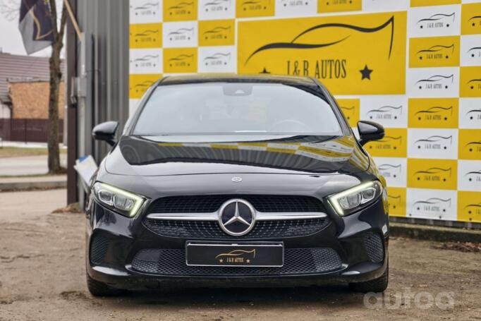 Mercedes-Benz A180 W117/V177 (2018-2021) Hatchback 5-doors