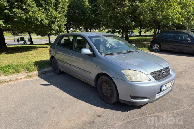 Toyota Corolla E120 Hatchback 5-doors