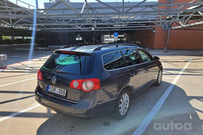 Volkswagen Passat B6 wagon 5-doors