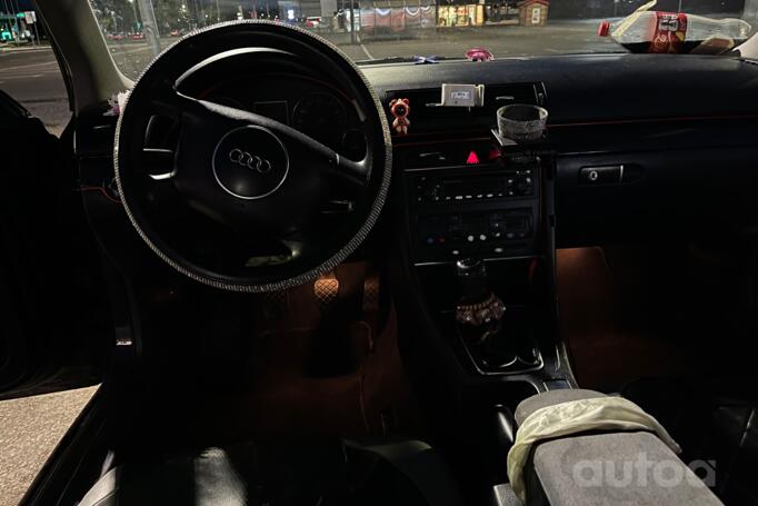 Audi A4 B5 [restyling] Avant wagon 5-doors