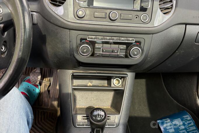 Volkswagen Tiguan 1 generation [restyling] Crossover