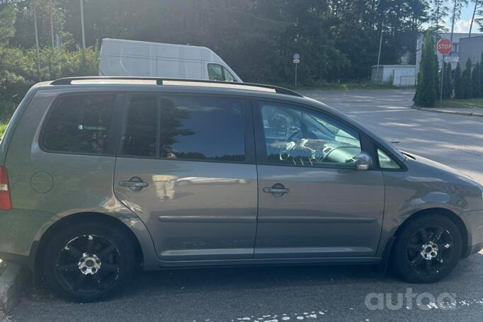 Volkswagen Touran 1 generation Minivan