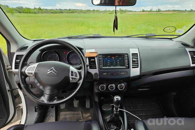 Citroen C-Crosser
