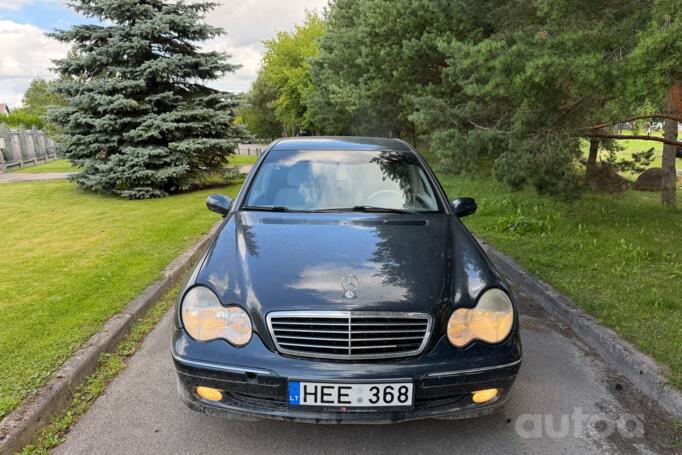 Mercedes-Benz C-Class W203/S203/CL203 Sedan