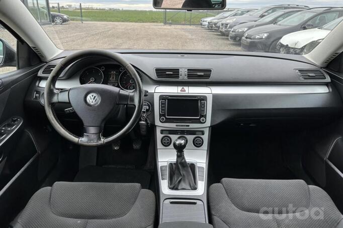 Volkswagen Passat B6 wagon 5-doors