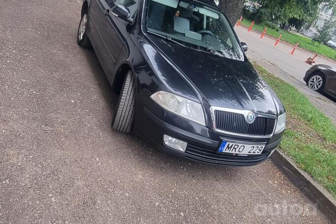 Skoda Octavia 2 generation Combi wagon 5-doors