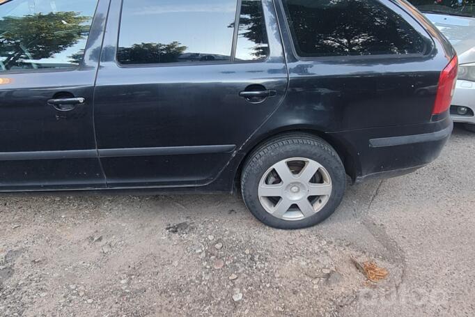 Skoda Octavia 2 generation Combi wagon 5-doors