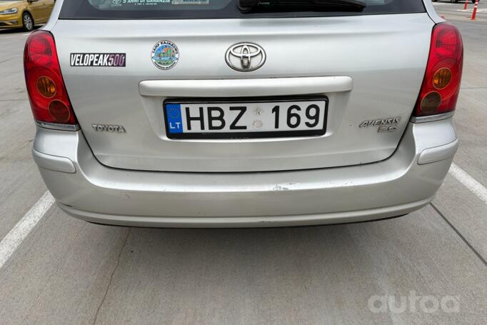 Toyota Avensis 2 generation wagon