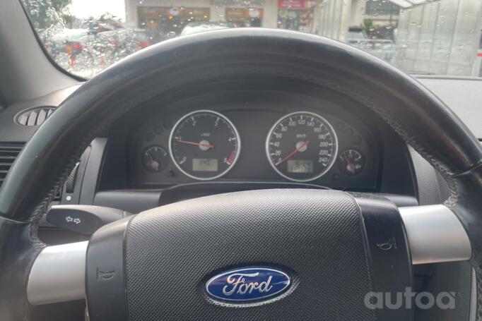 Ford Mondeo 3 generation Liftback